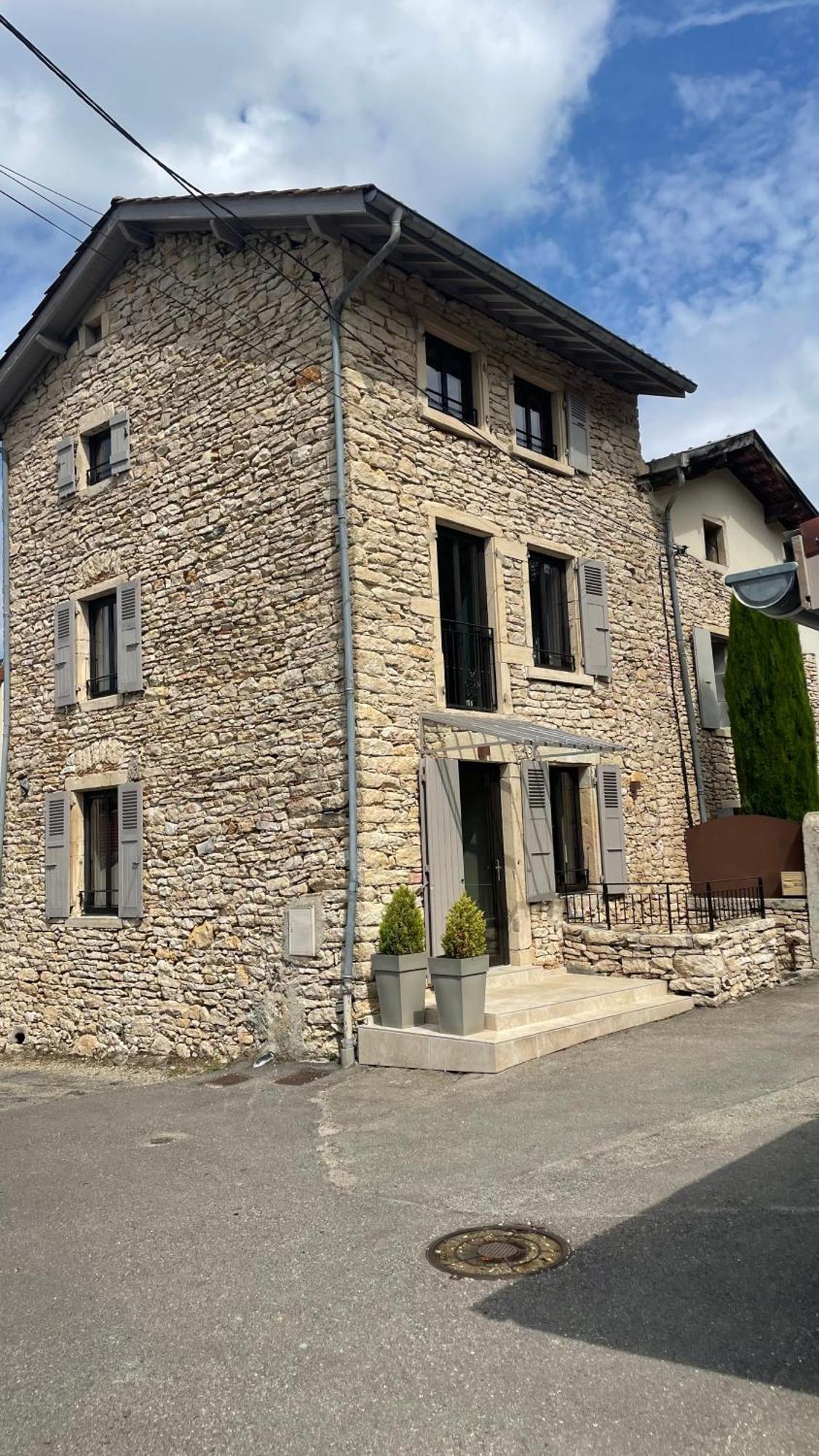 La Maison De Mounette L'Isle-d'Abeau Buitenkant foto